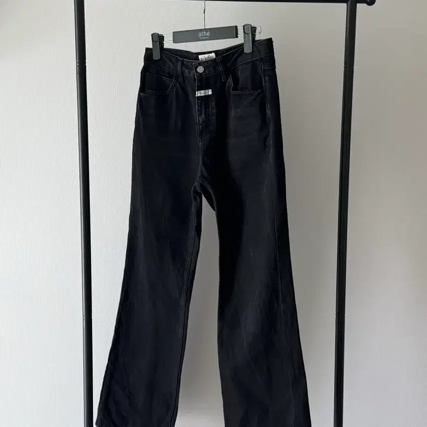 [BUNJANG] Marithe 2024 Slim Fit Bootcut Denim Pants Black / 마리떼 marithe 2024 슬림핏 부츠컷 데님 팬츠 블랙 28