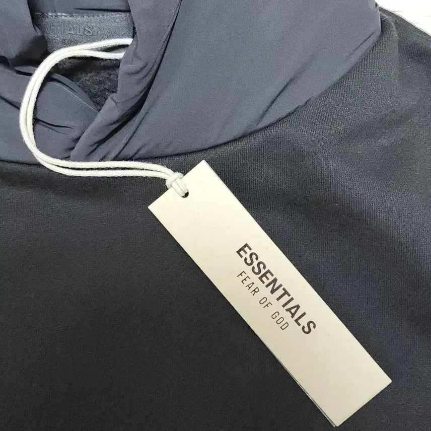 [BUNJANG] Fear of God Essentials Hoodie / [새 상품] 피어오브갓 에센셜 후드티