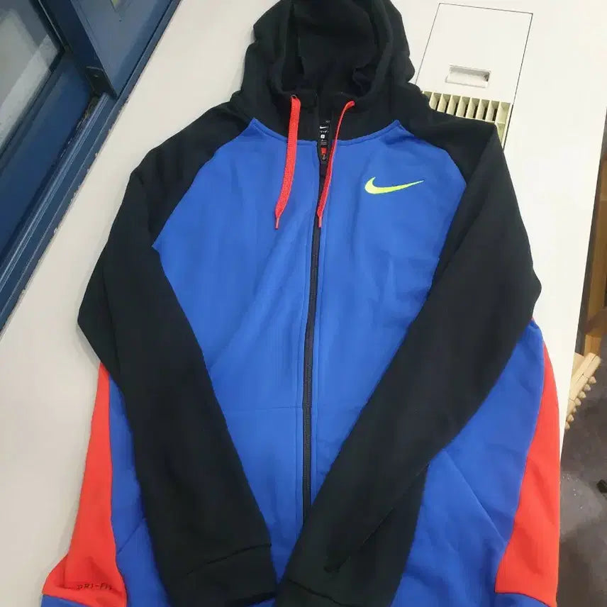 [BUNJANG] Nike Hooded Zip-up Jacket (L Size) / 나이키 후드집업 L사이즈