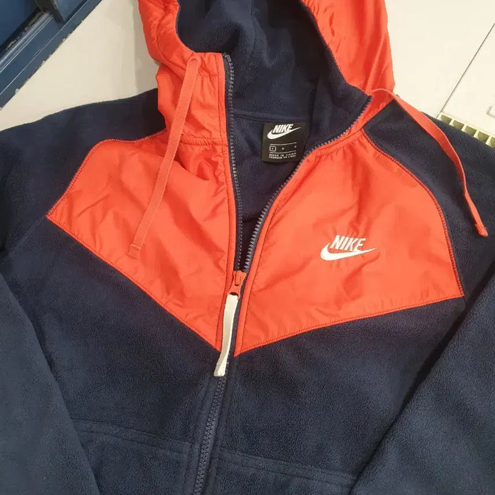 [BUNJANG] Nike Hooded Zip-up Jacket (L Size) / 나이키 후드집업 L사이즈