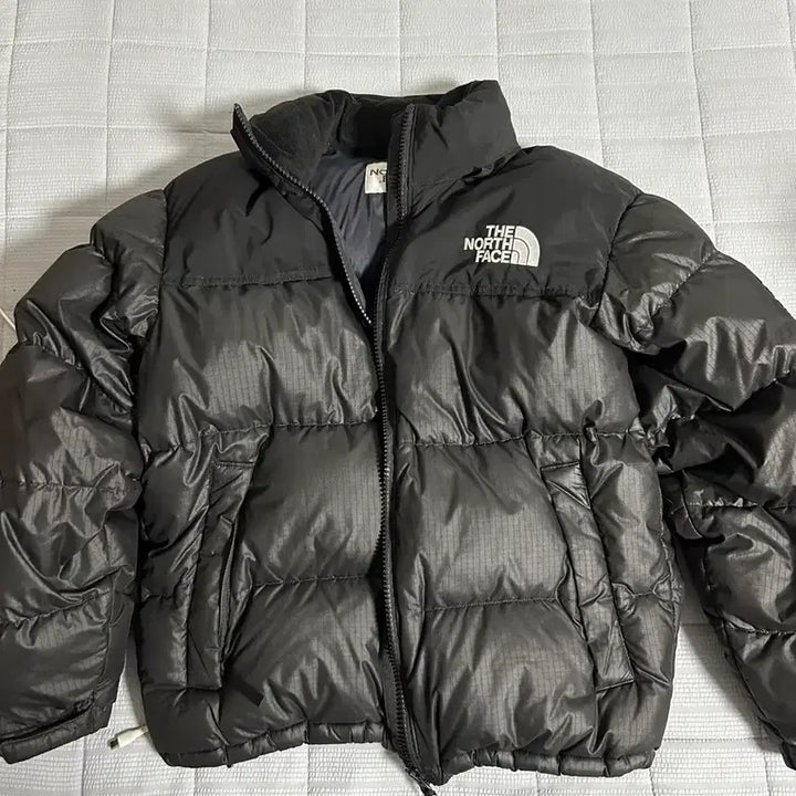 [BUNJANG] The North Face Nuptse Shiny Black Jacket / 노스페이스 눕시 유광블랙 M(95)사이즈