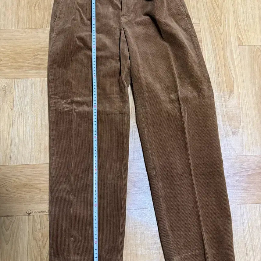 [BUNJANG] Uniqlo Tucked Wide Pants (Corduroy) / [S]유니클로 턱와이드팬츠(코듀로이)