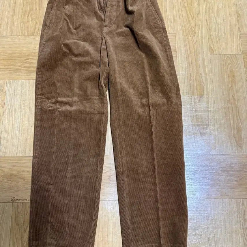 [BUNJANG] Uniqlo Tucked Wide Pants (Corduroy) / [S]유니클로 턱와이드팬츠(코듀로이)