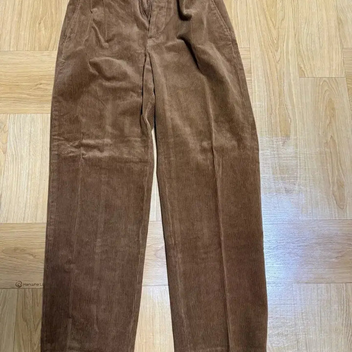 [BUNJANG] Uniqlo Tucked Wide Pants (Corduroy) / [S]유니클로 턱와이드팬츠(코듀로이)