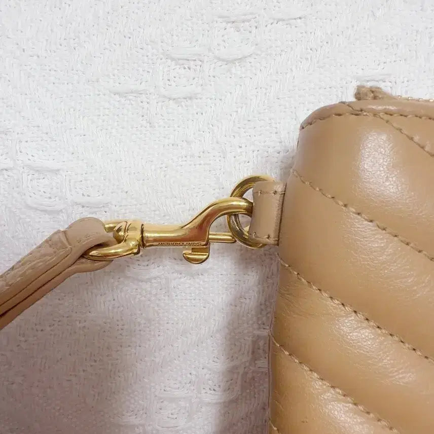 [BUNJANG] Saint Laurent Monogram Matelassé Clutch Beige Gold / 생로랑 모노그램 마틀라세 클러치 베이지 금장