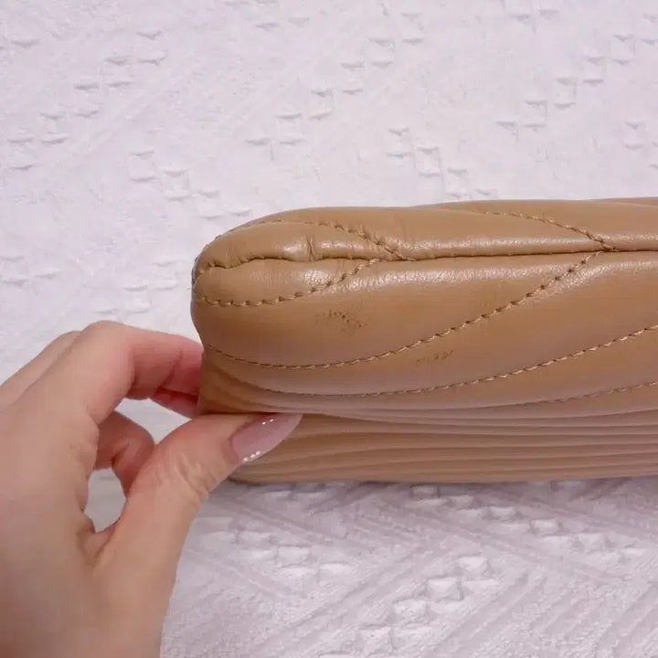 [BUNJANG] Saint Laurent Monogram Matelassé Clutch Beige Gold / 생로랑 모노그램 마틀라세 클러치 베이지 금장