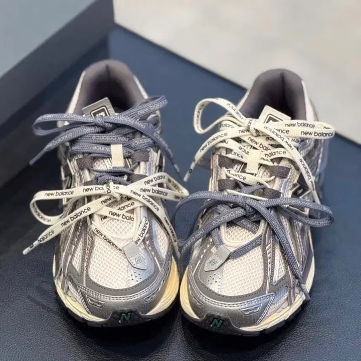 [BUNJANG] New Balance 1906AD Blue White Laces / 뉴발란스 1906AD블루화이트 배색 신발끈으로 스타일리쉬하고 멋스러우며