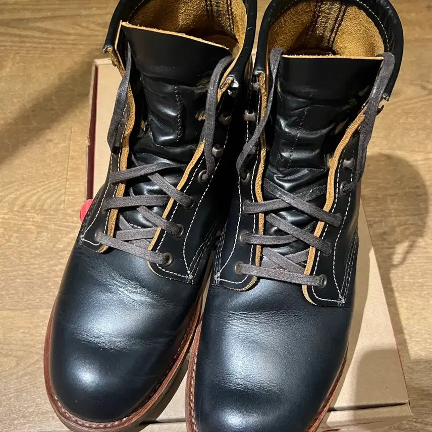 [SOLD OUT] 레드윙 9060 벡맨 클론다이크 9.5d 팝니다