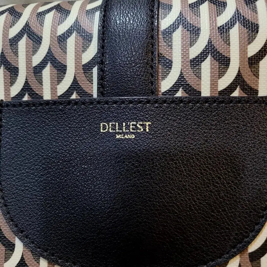 [BUNJANG] Delight Gardena Gothica Black Crossbody Bag / 정품 델레스트 가디나 고티카 블랙 크로스백