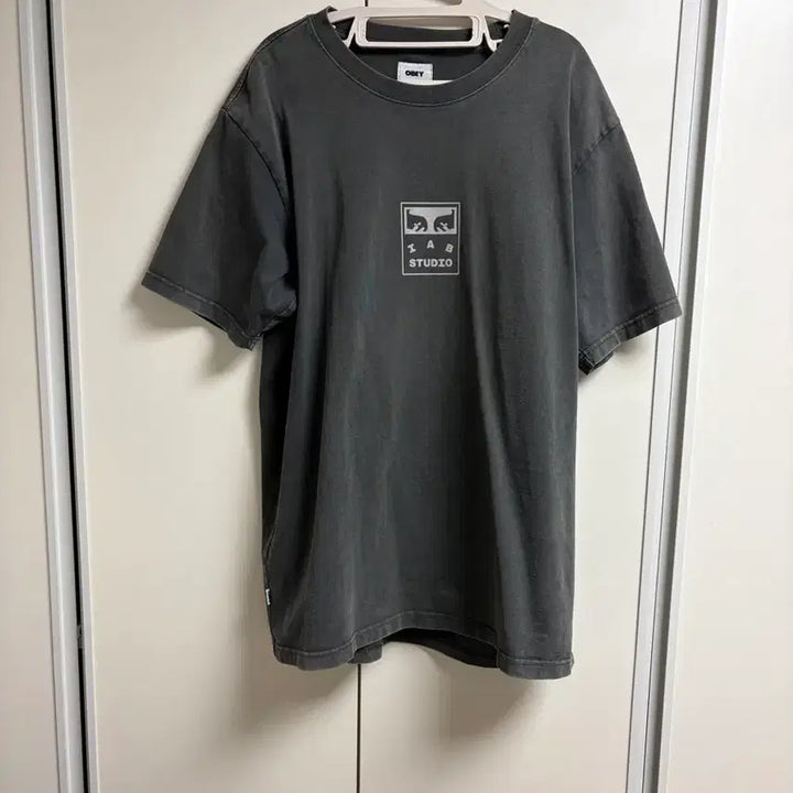 [SOLD OUT] [L] 아이앱 오베이 반팔티