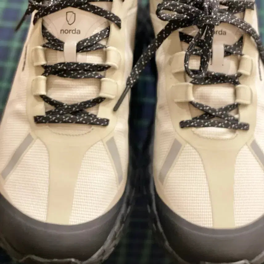 [BUNJANG] Noda 001 Sinder Sneakers / 노다 001 신더 287.5 us11