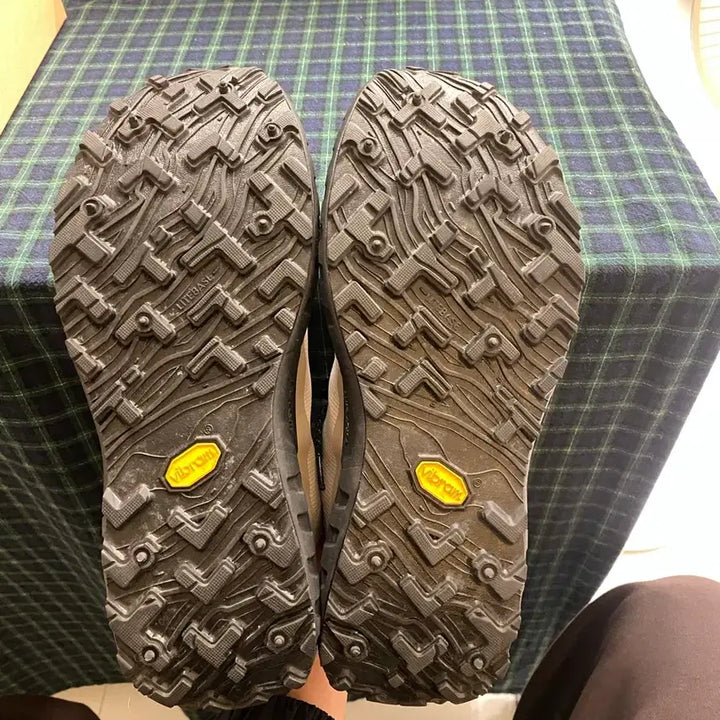 [BUNJANG] Noda 001 Sinder Sneakers / 노다 001 신더 287.5 us11