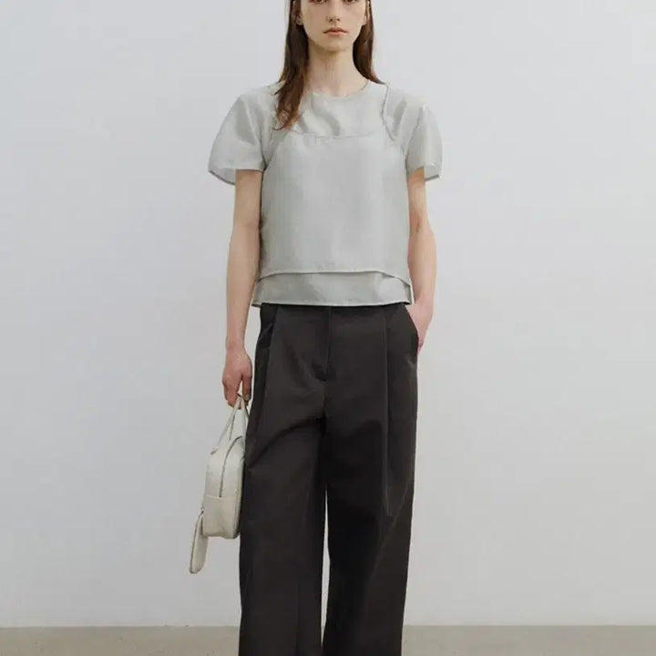 [BUNJANG] URAGO Shimmer Layered Blouse Set / 유라고_Shimmer layered blouse set(FREE)