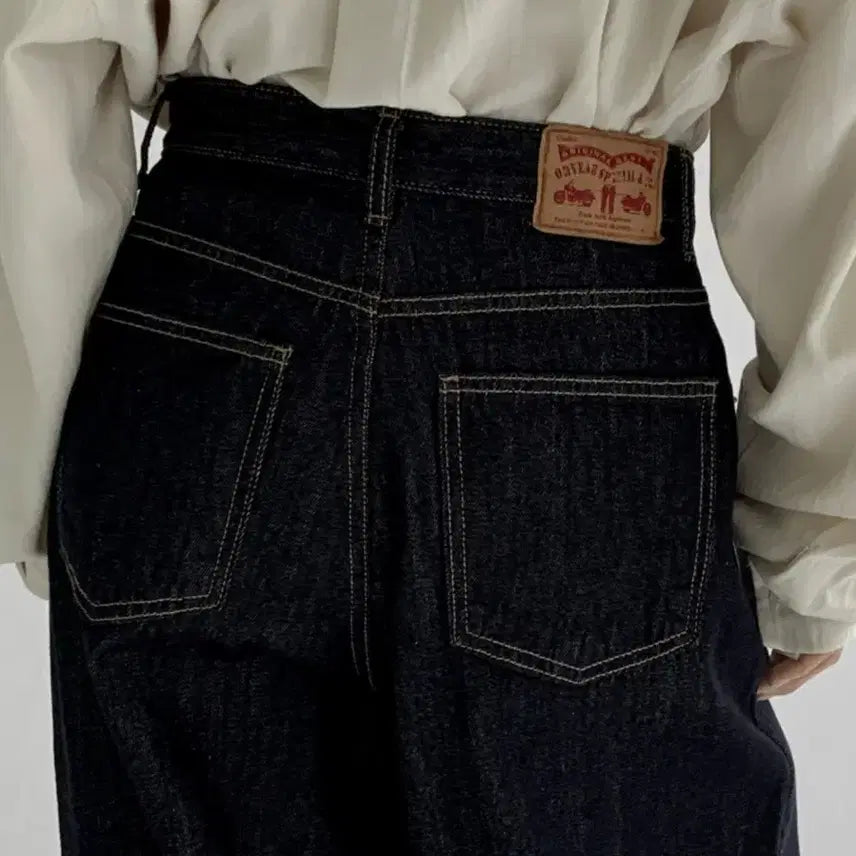 [BUNJANG] Manique Pepney Non-Fade Wide Raw Denim Jeans (S) / 매니크_페프니 논페이드 와이드 생지데님(S)