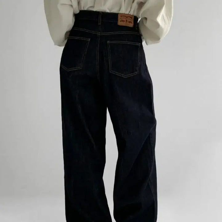 [BUNJANG] Manique Pepney Non-Fade Wide Raw Denim Jeans (S) / 매니크_페프니 논페이드 와이드 생지데님(S)