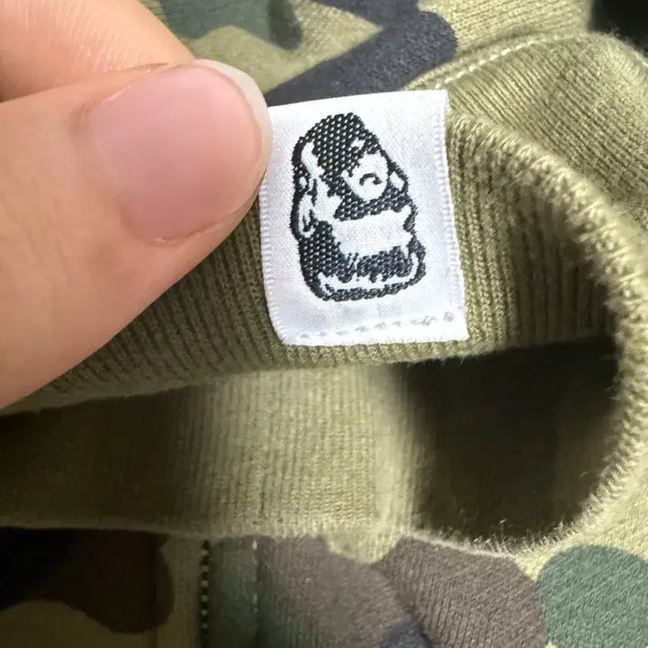 [SOLD OUT] 베이프 PONR 샤크후드 녹계 XL