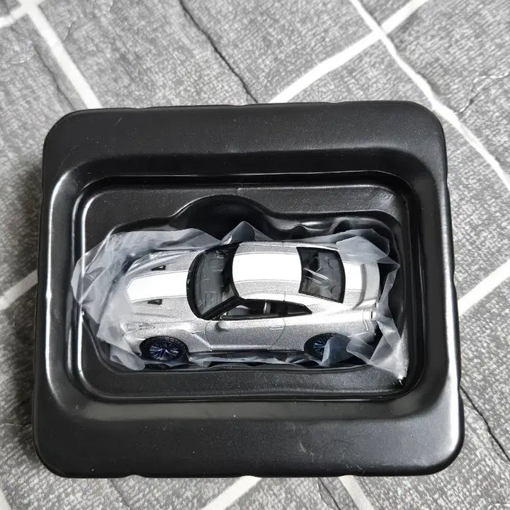 [SOLD OUT] 1:64 1/64 토미카 리미티드 빈티지(토리빈) GT-R 50주년