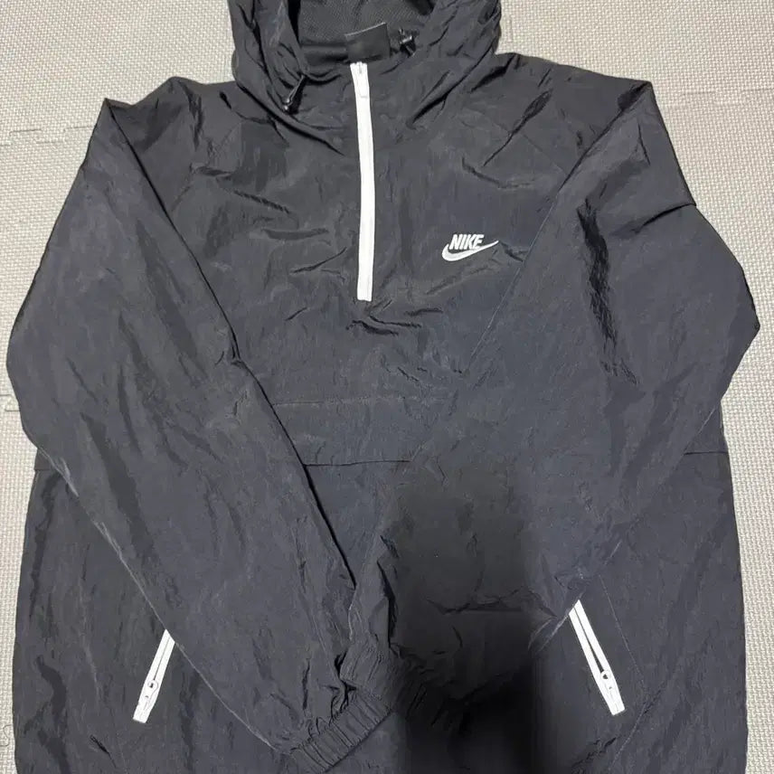 [SOLD OUT] 나이키 블랙 바람막이 후드집업 L
