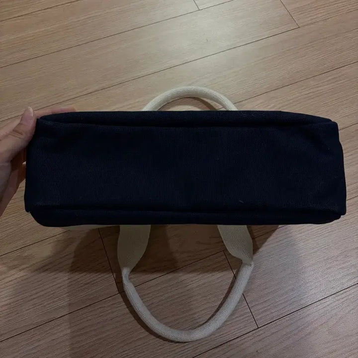 [BUNJANG] 마리떼 프랑소와 저버 피크닉 미니 토트백 오트밀 새제품 / 마리떼 프랑소와 저버 피크닉 미니 토트백 오트밀 새제품