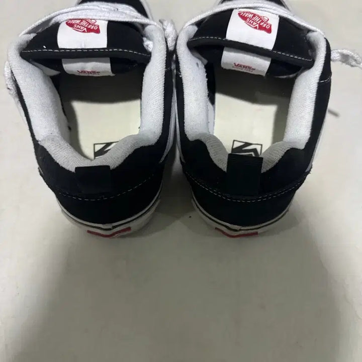 [SOLD OUT] 반스 뉴스쿨 블랙 트루 화이트