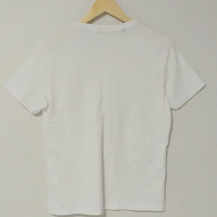 [BUNJANG] GUESS Flower Logo White T-shirt (M) / 게스(GUESS) 화이트 플라워 로고 반팔 티셔츠 (M)