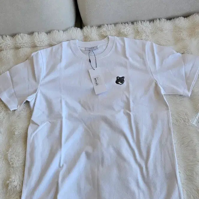 [BUNJANG] Maison Kitsune Short Sleeve T-shirt / 메종키츠네 반팔. 새상품