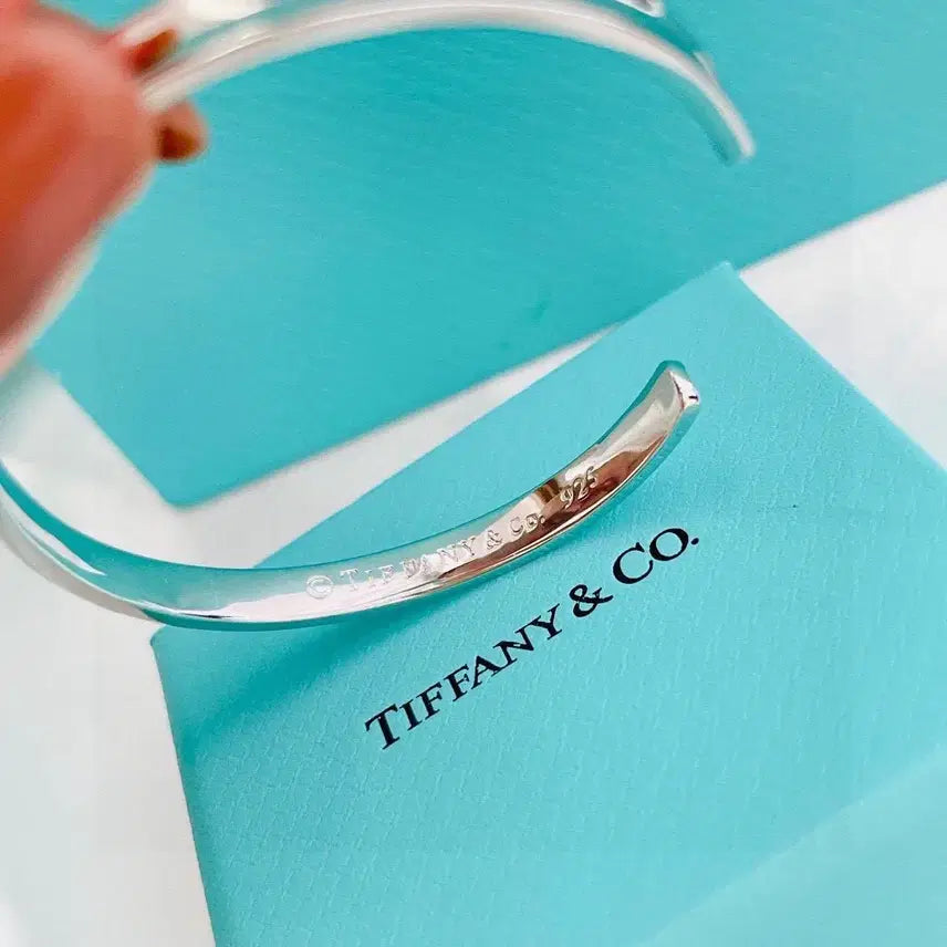 [BUNJANG] 티파니앤코 실버 뱅글 팔찌 / 티파니앤코 실버 뱅글 팔찌