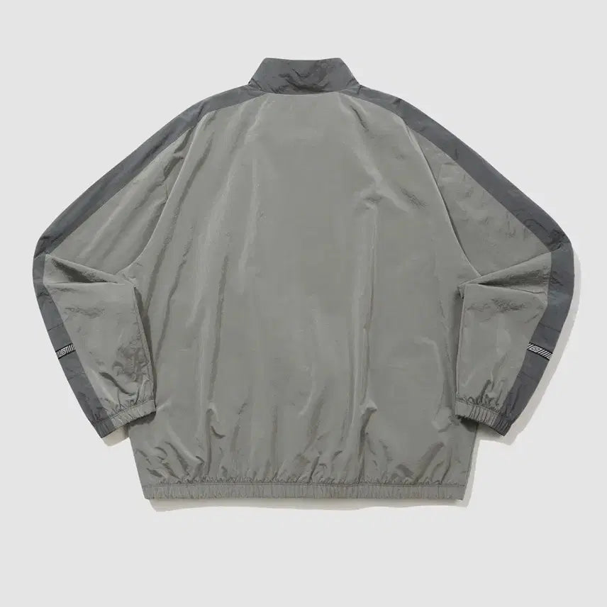 [BUNJANG] HBL 노팅엄 스탠넥 웜업 바람막이 자켓 / GREY KHAKI / HBL 노팅엄 스탠넥 웜업 바람막이 자켓 / GREY KHAKI