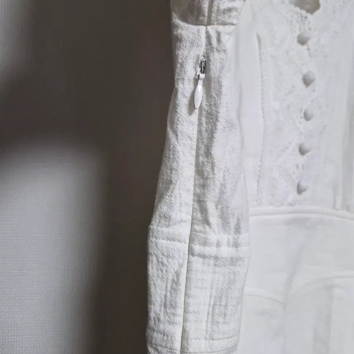 [BUNJANG] Renee Lee White Cotton Lace Dress M New / 르니나 화이트 코튼 레이스 원피스 M 새상품