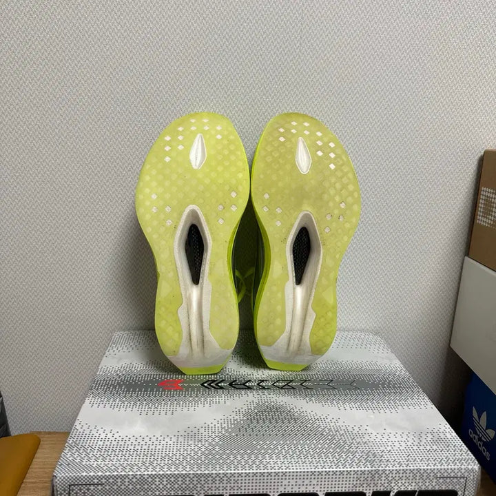 [BUNJANG] Li-Ning Feidian 6 Elite Running Shoes / 리닝 페이디안 6 엘리트 런닝화 41(US8, 260) 오사코 스구루