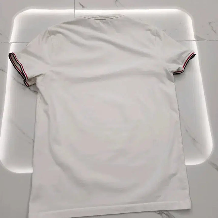 [SOLD OUT] 몽클레어 화이트 반팔 티셔츠 M