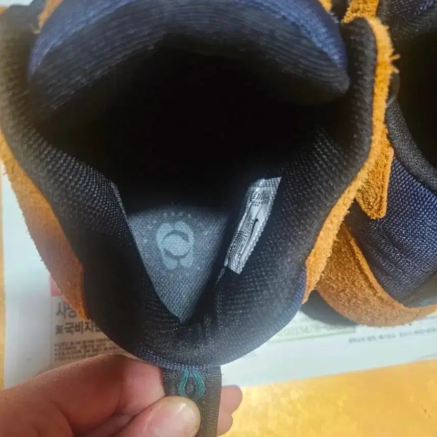 [SOLD OUT] 나이키 acg 토레 미드 280
