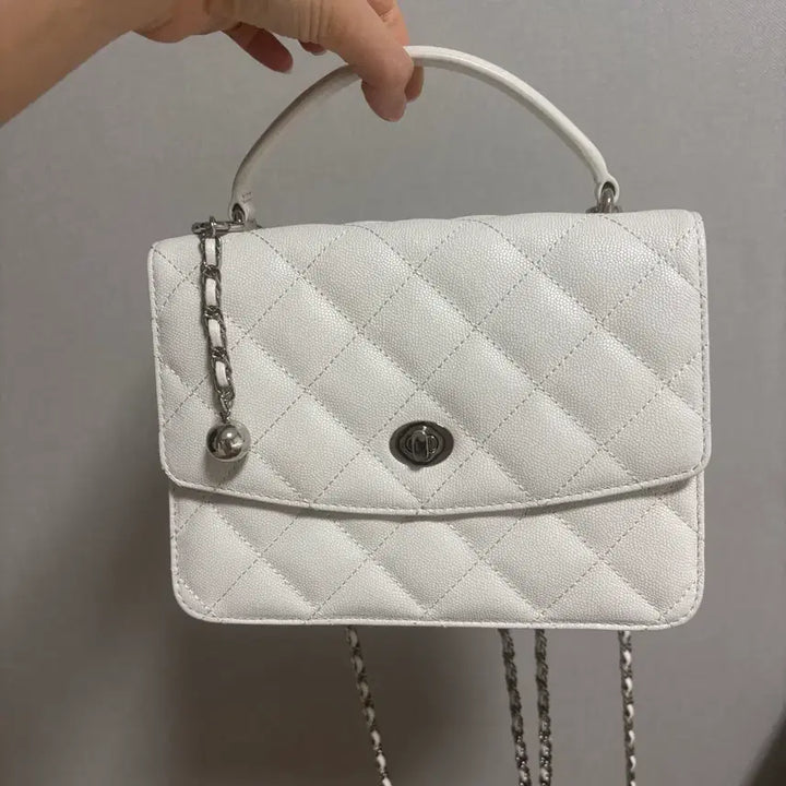 [SOLD OUT] 시오모모 체인로맨스 아이보리