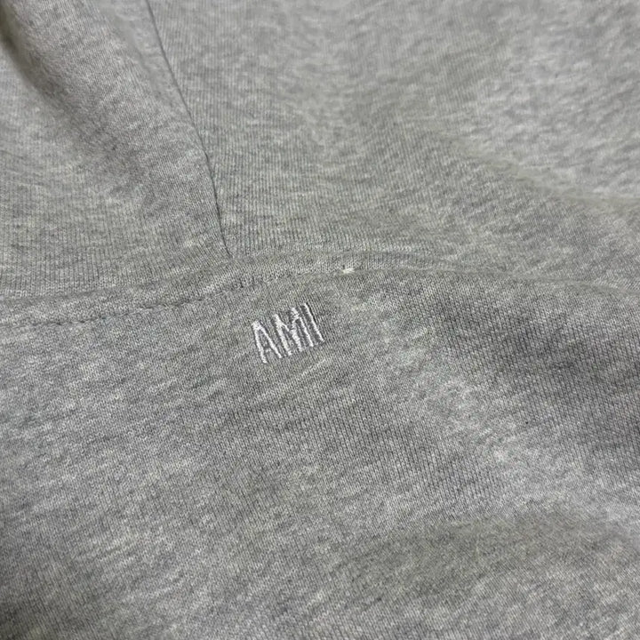 [BUNJANG] BTS (Army) Small Logo Heart Hoodie (Gray) / 아미 스몰로고 하트 후드티 그레이
