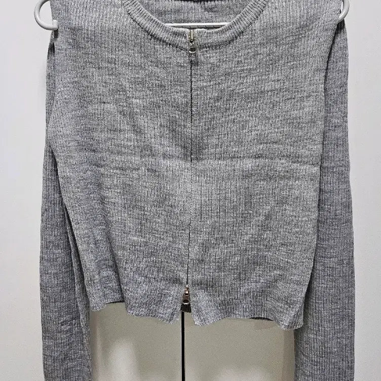 [BUNJANG] Two-Way Zip-Up Cardigan / 새상품 55~66 투웨이 집업 가디건 소라, 그레이 겨드랑이 트임 스타일