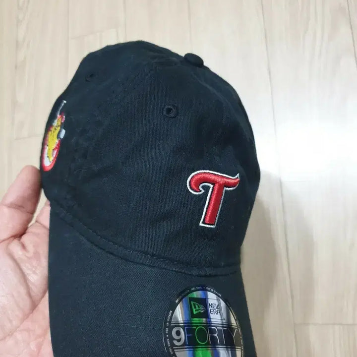 [BUNJANG] New Era LG Twins Black Ball Cap / 뉴에라 9FORTY LG 트윈스레   무노 코라보 볼캡 블랙
