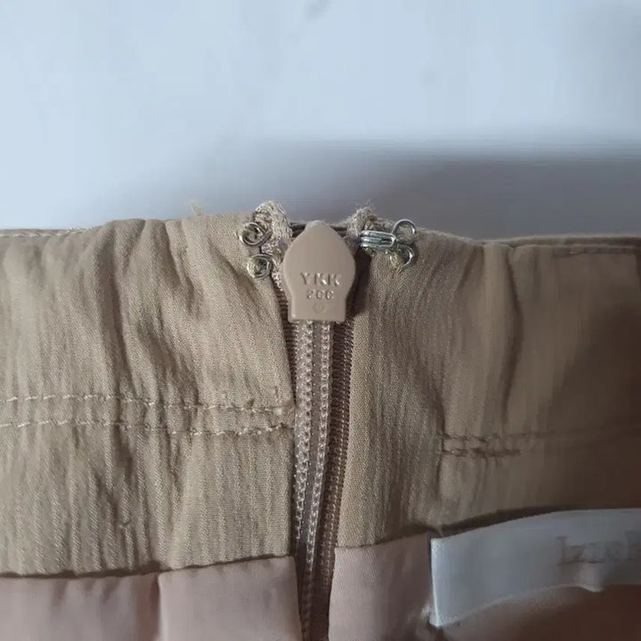 [BUNJANG] Izzatbaba Beige Summer Midi Dress (77) / 아이잗바바 여름 반팔원피스 베이지 여성 77