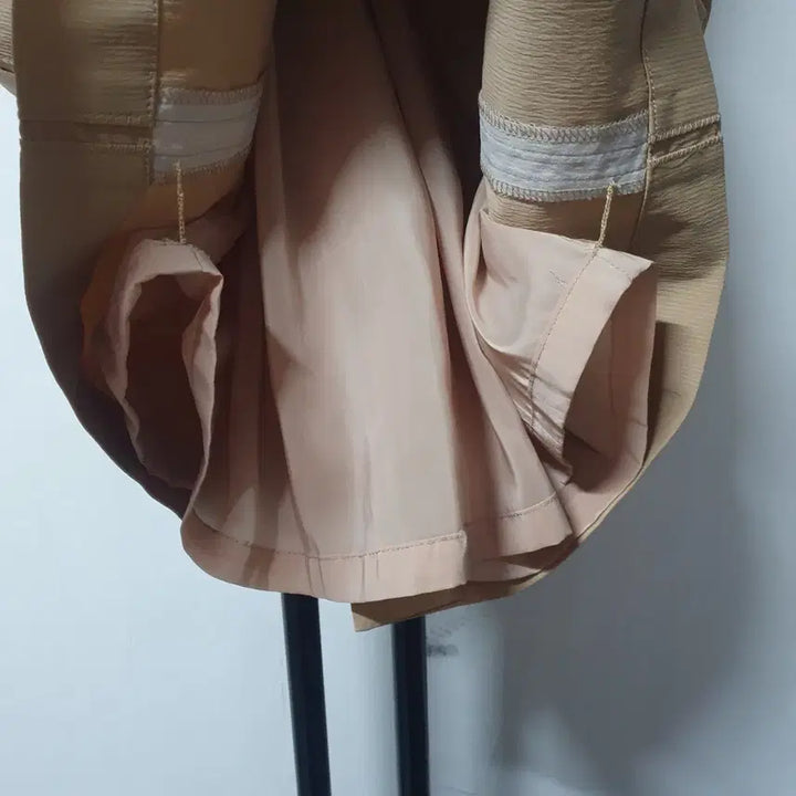 [BUNJANG] Izzatbaba Beige Summer Midi Dress (77) / 아이잗바바 여름 반팔원피스 베이지 여성 77