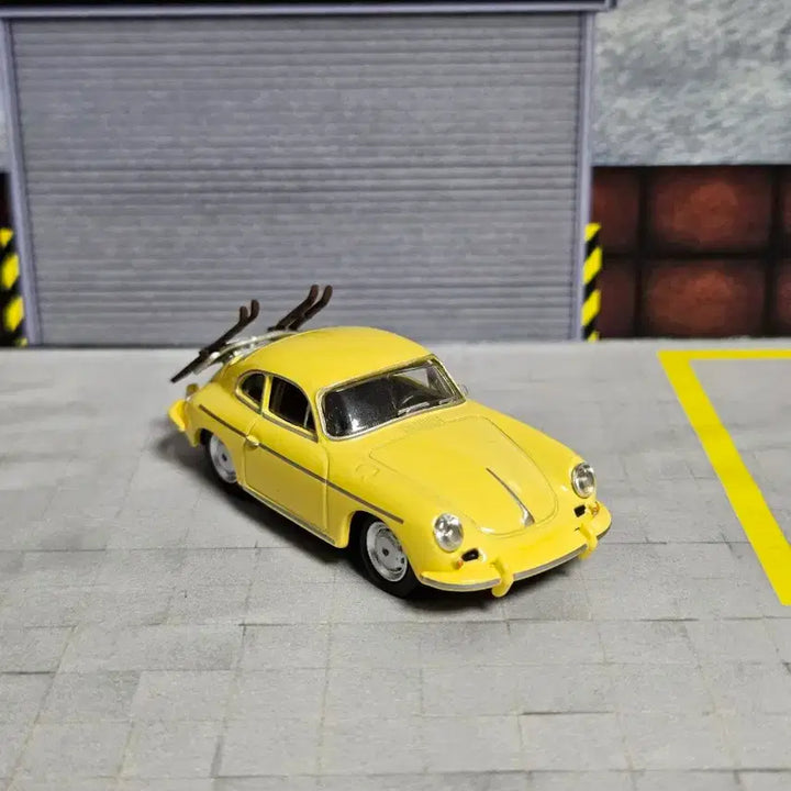 [SOLD OUT] 1:64 1/64 슈코 포르쉐 356 카레라2 다이캐스트