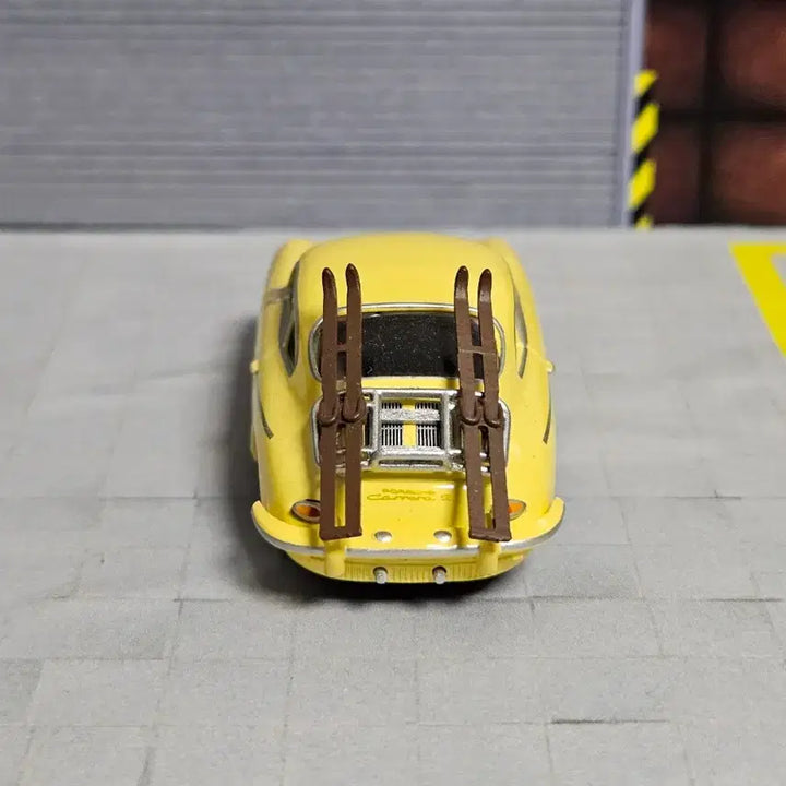 [SOLD OUT] 1:64 1/64 슈코 포르쉐 356 카레라2 다이캐스트