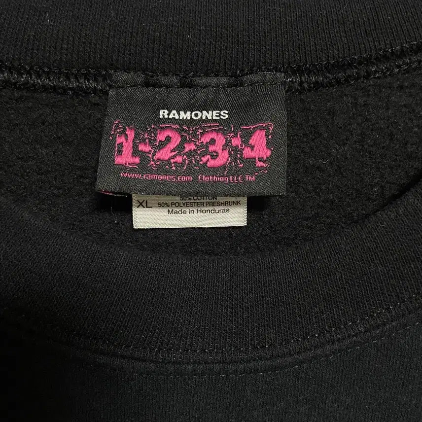 [BUNJANG] Ramonz Official Sweatshirt / 라몬즈 머천 스웻셔츠