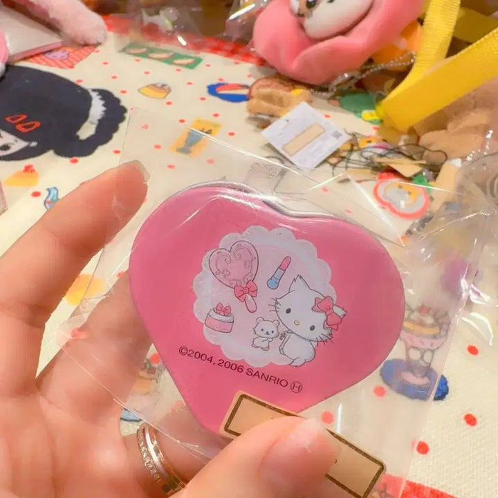 [SOLD OUT] 고전 산리오 챠미키티 하트 틴케이스