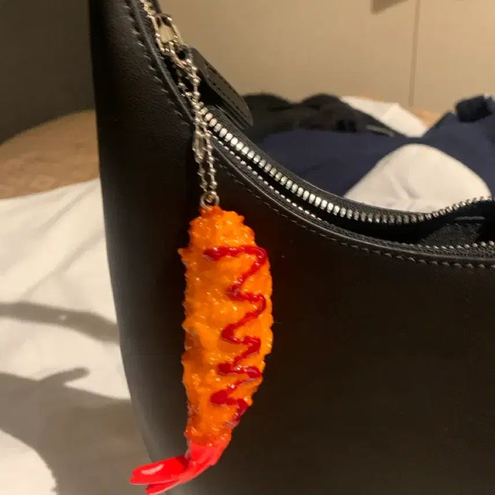 [BUNJANG] Shrimp Tempura Keychain / 새우튀김 모양 음식 키링