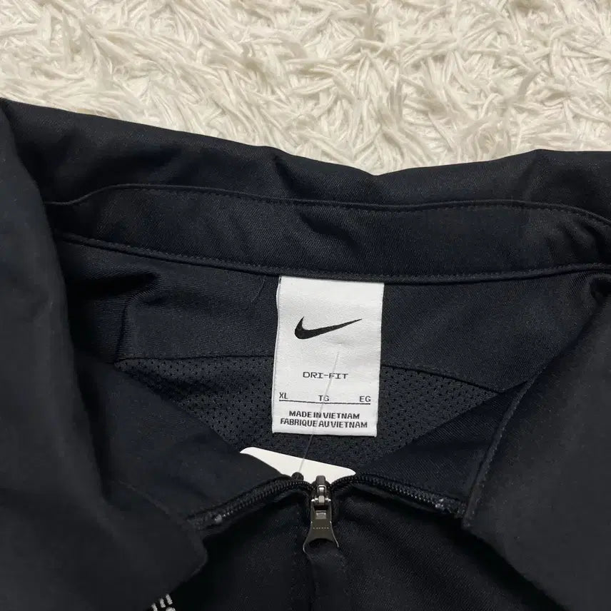 [BUNJANG] Nike LeBron James Track Top Jersey / 나이키 르본 제임스 트랙탑 져지