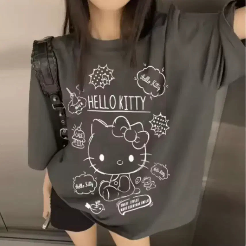 [BUNJANG] Hello Kitty Printed Gray T-shirt / 헬로키티 프린팅 반팔 티셔츠 그레이 새상품