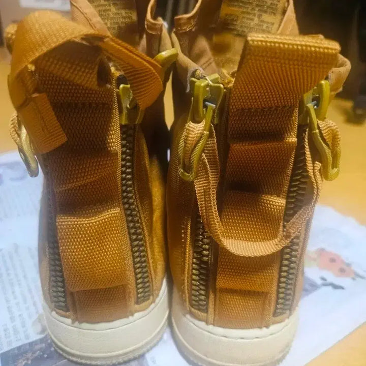[SOLD OUT] 나이키 에어포스 1 하이 브라운