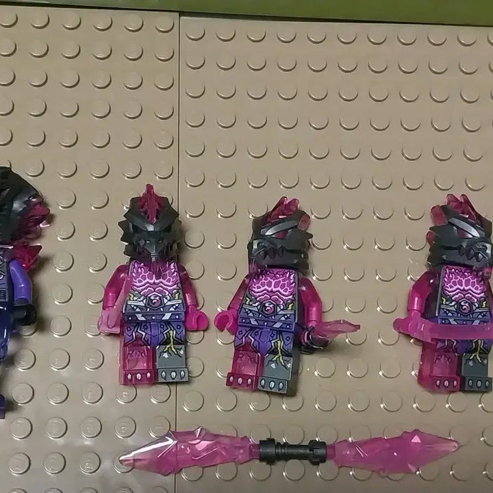 [BUNJANG] Lego Aspiria Benstone Army Figures Bundle Set / 레고 아스피라  벤지스톤 군대 피겨일괄