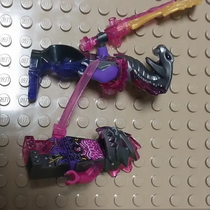 [BUNJANG] Lego Aspiria Benstone Army Figures Bundle Set / 레고 아스피라  벤지스톤 군대 피겨일괄