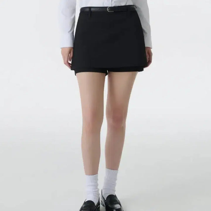 [SOLD OUT] 무신사 스탠다드 미니 스코츠 치마바지 L