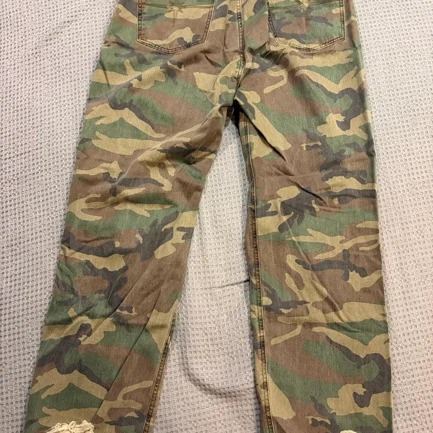 [SOLD OUT] 인세인개러지 x 틸던 카모팬츠